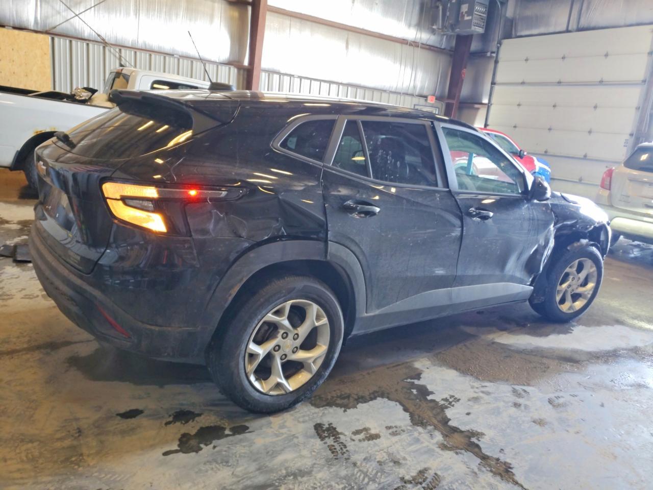2024 Chevrolet Trax Ls - Image 3