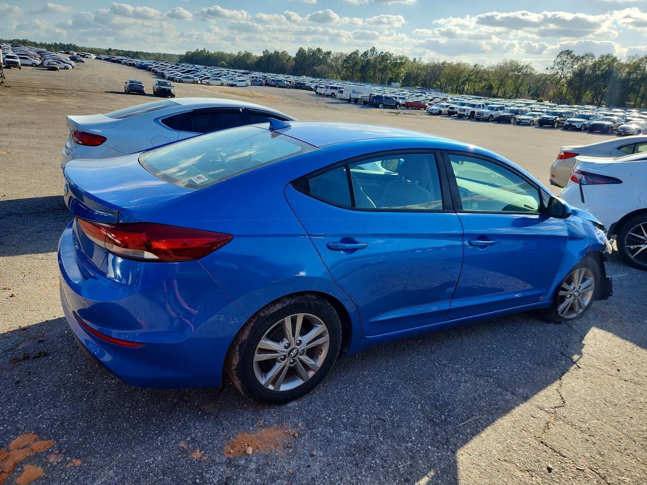 2017 Hyundai Elantra Se - Фото 3
