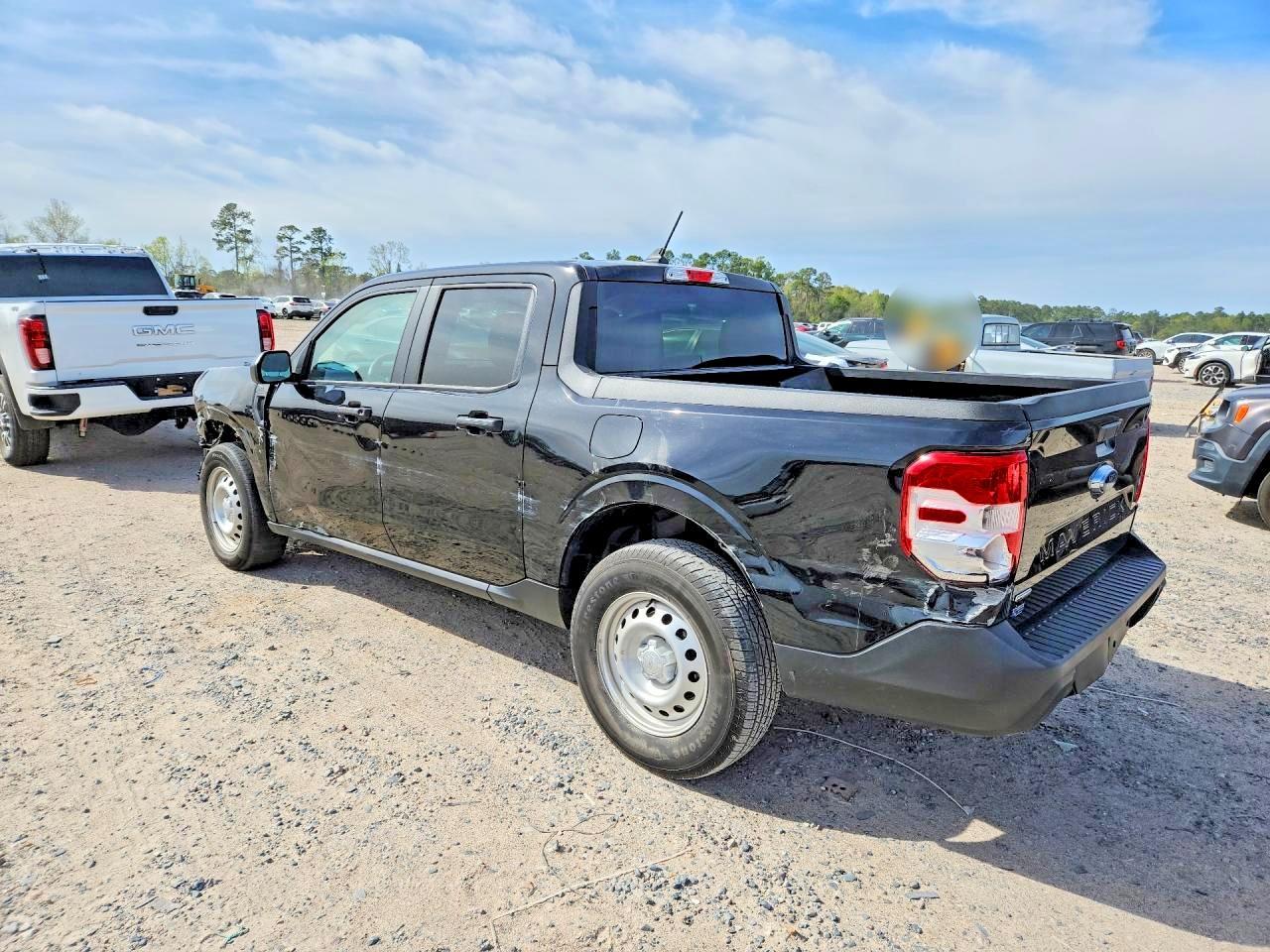 2024 Ford Maverick Xl - Image 2