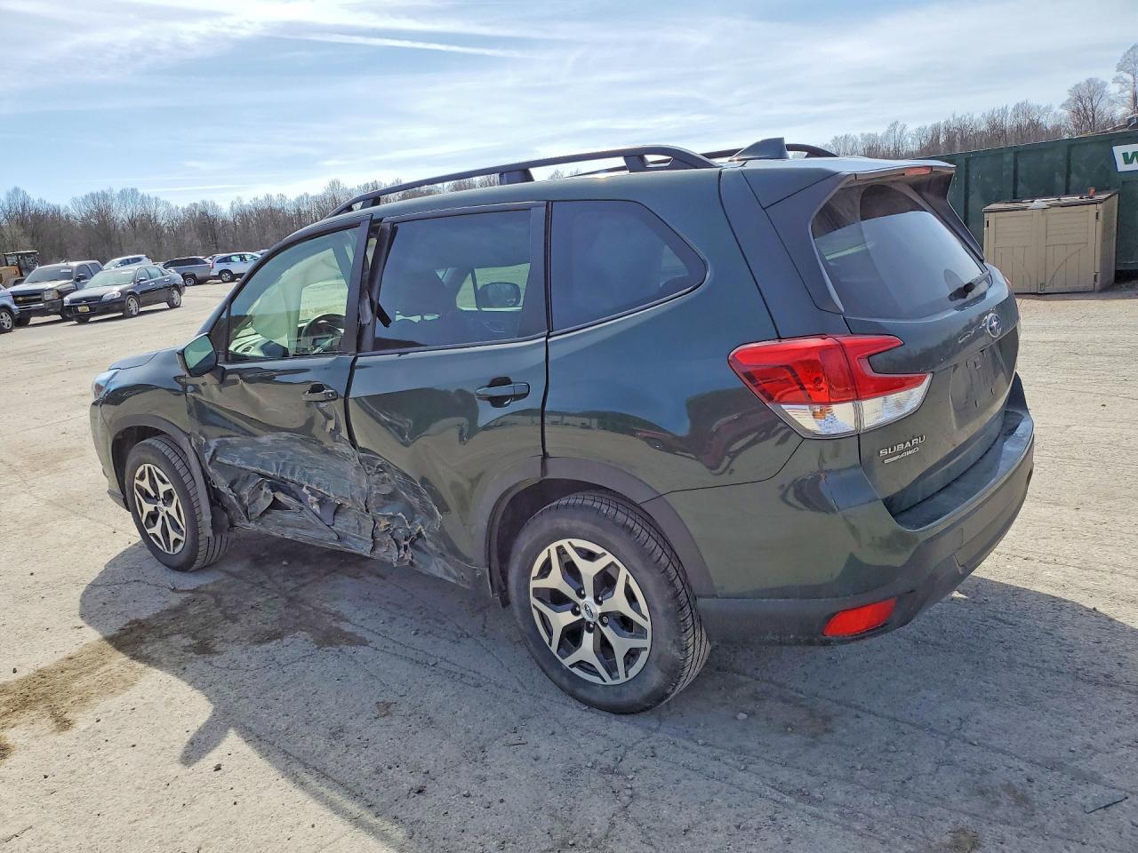 2022 Subaru Forester Premium - Image 2