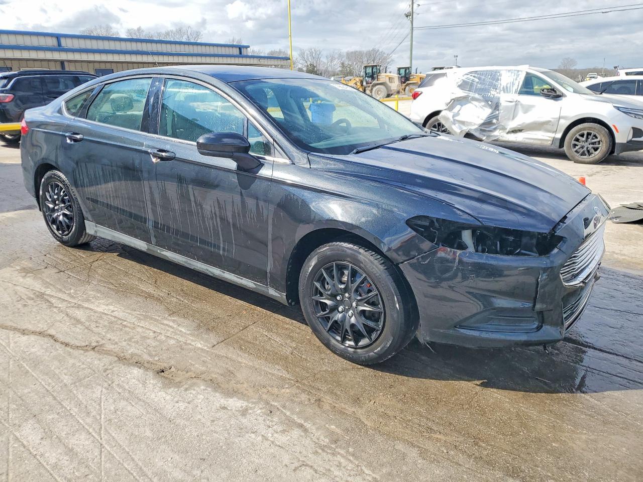 2013 Ford Fusion S - Фото 4