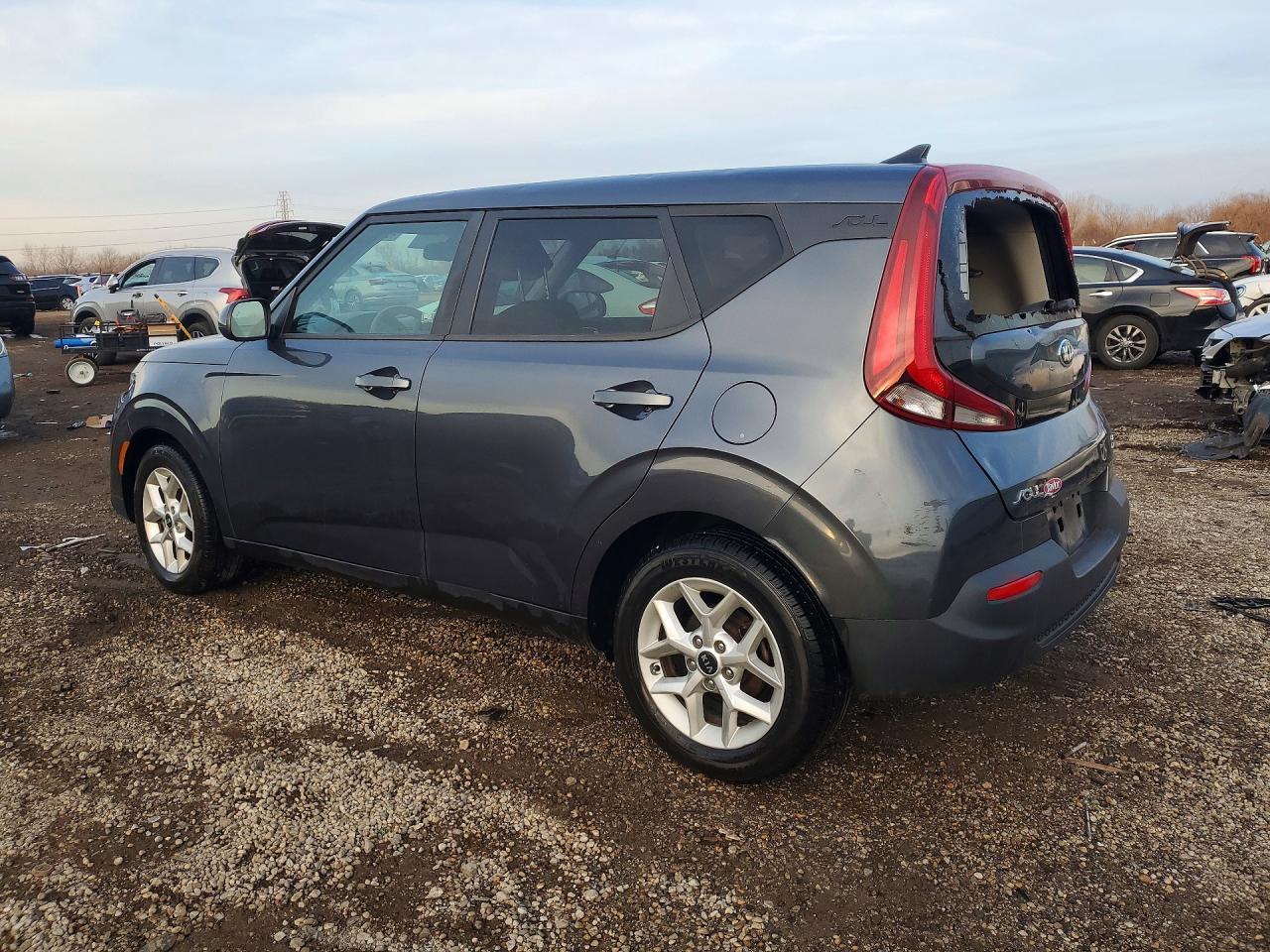 2021 Kia Soul S - Фото 2