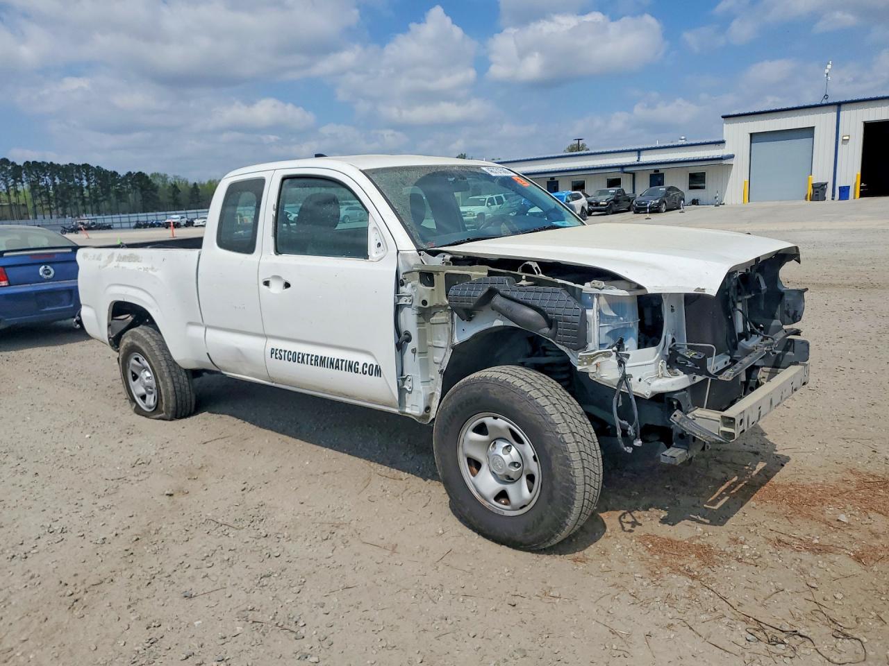2017 Toyota Tacoma Sr - Фото 4