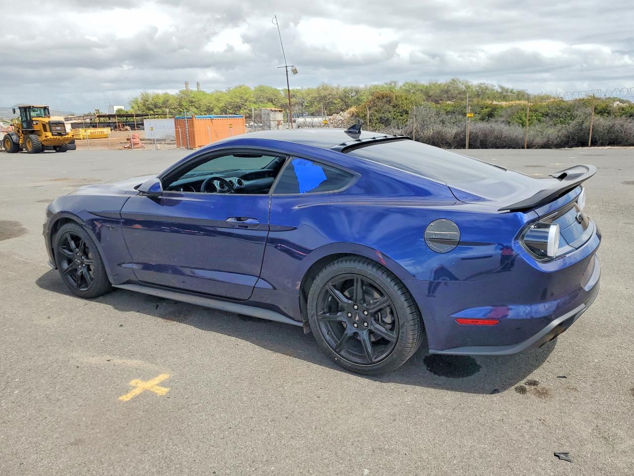 2020 Ford Mustang Gt - Фото 2
