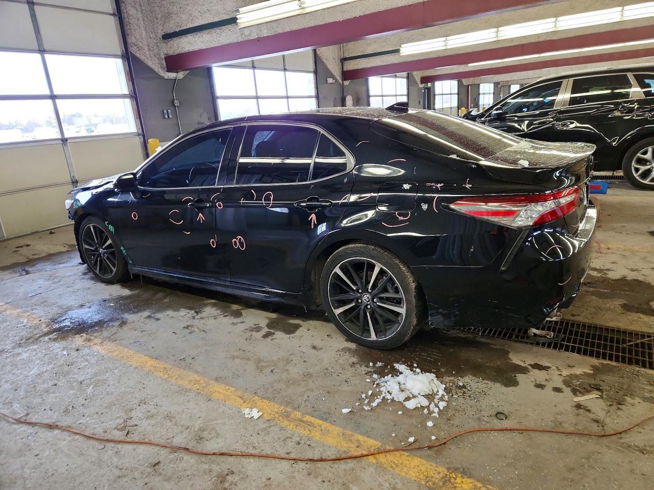 2018 Toyota Camry Xse V6 - Фото 2