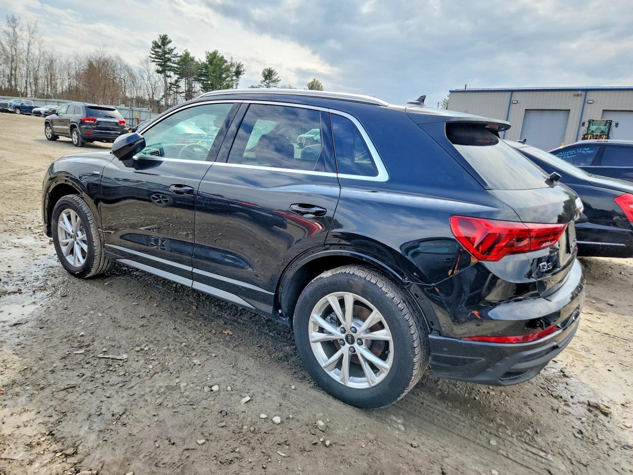 2025 Audi Q3 Premium Plus S Line 45 - Фото 2