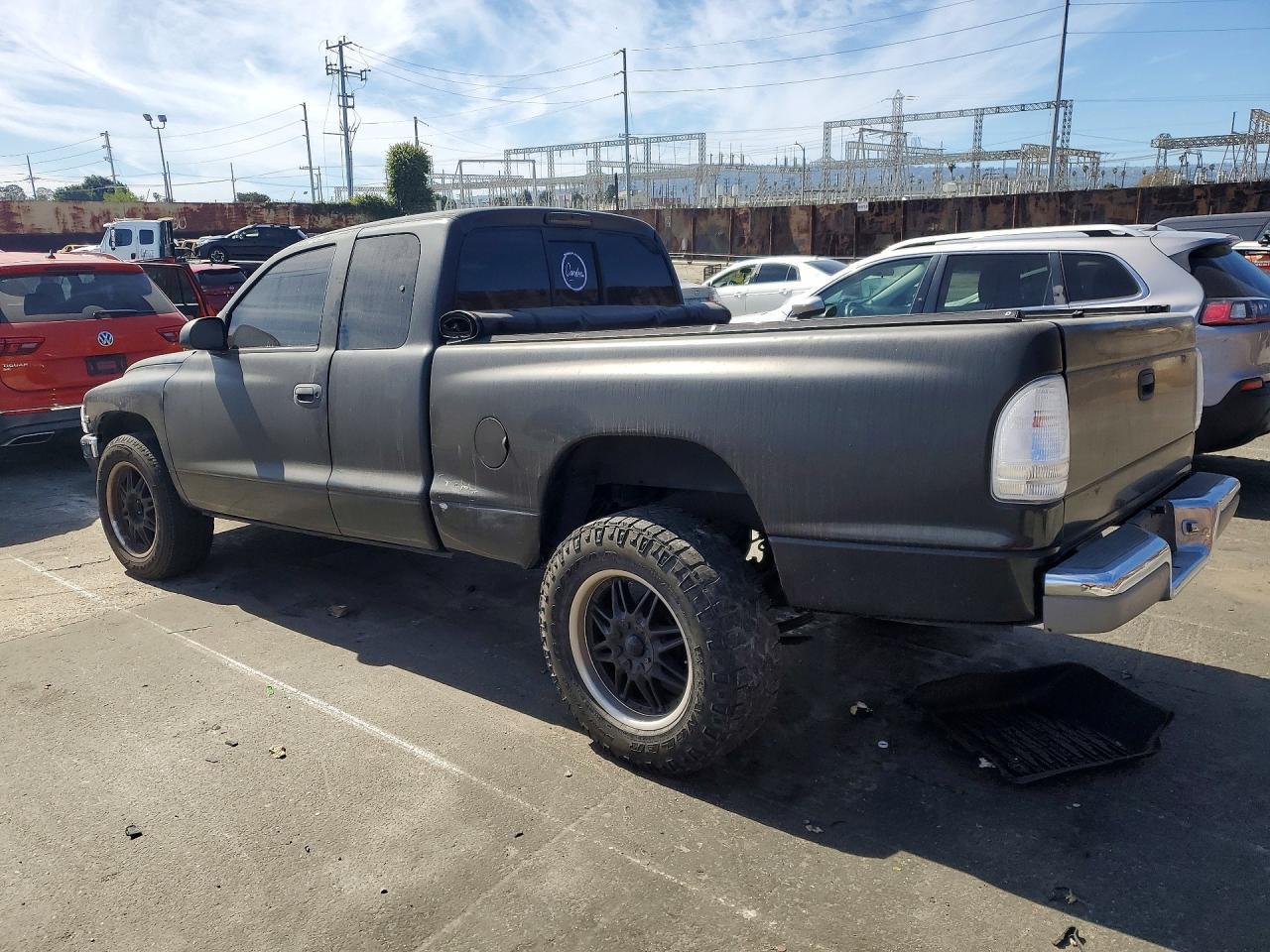 1998 Dodge Dakota - Image 2