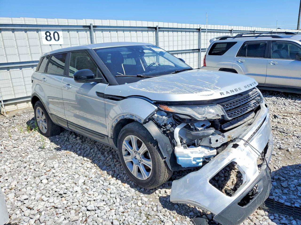 2017 Land Rover Range Rover Evoque Se - Image 4