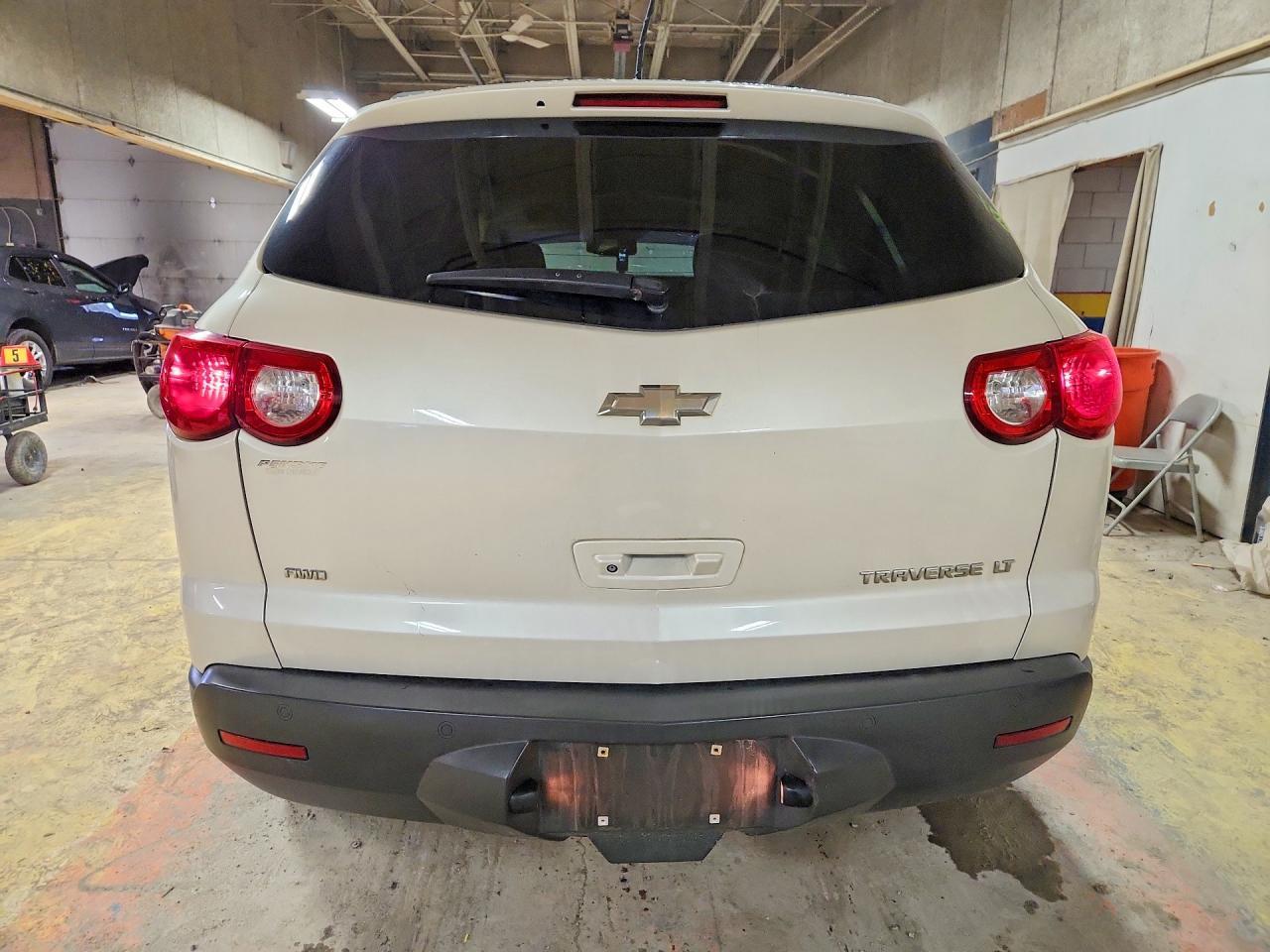 2011 Chevrolet Traverse Lt - Image 6