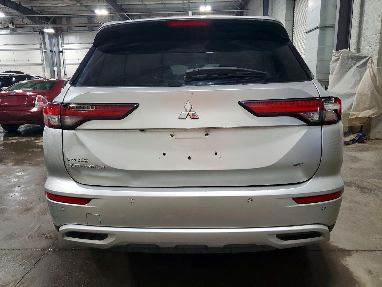 2023 Mitsubishi Outlander Se - Фото 6