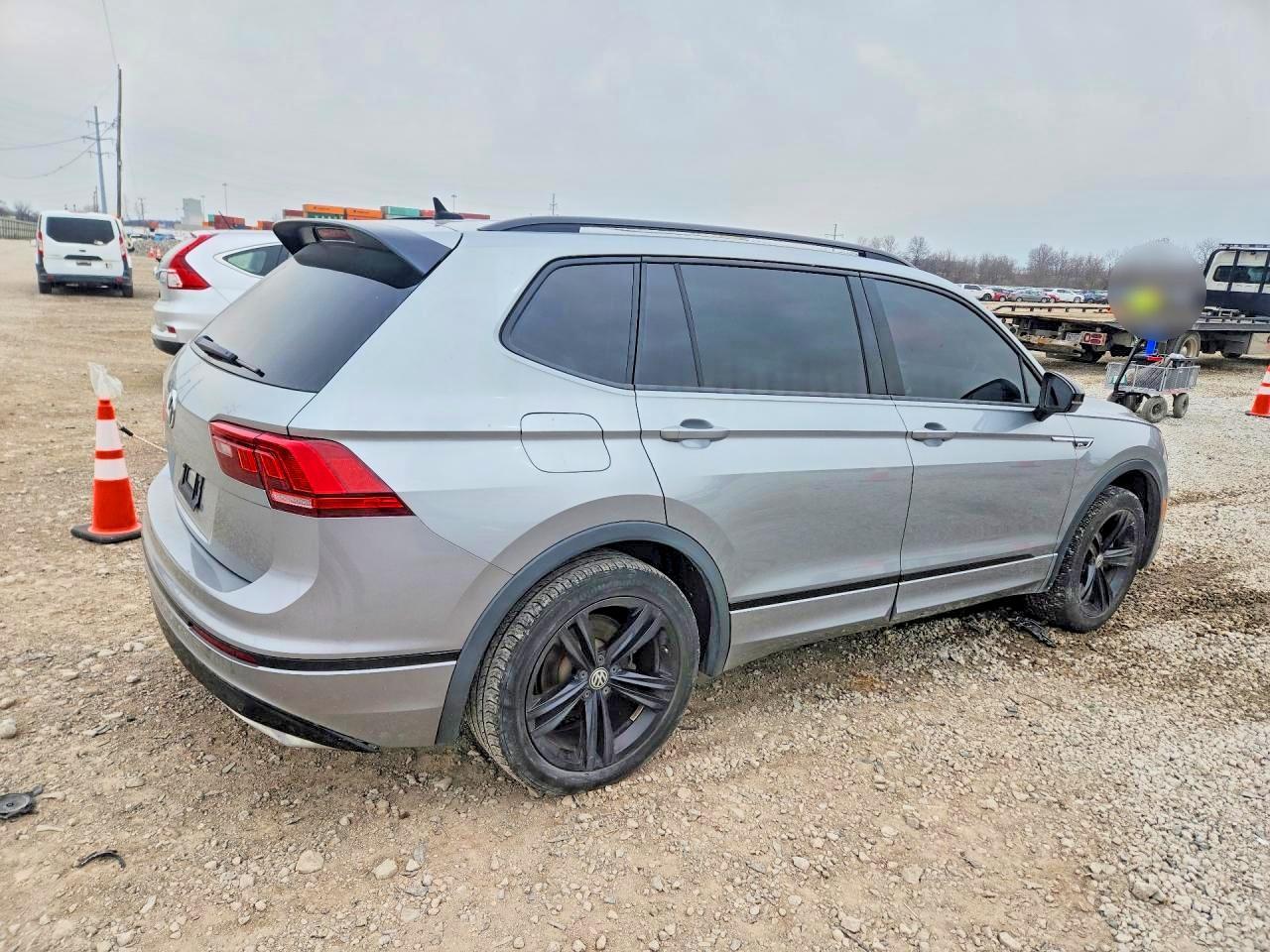 2019 Volkswagen Tiguan Se - Image 3