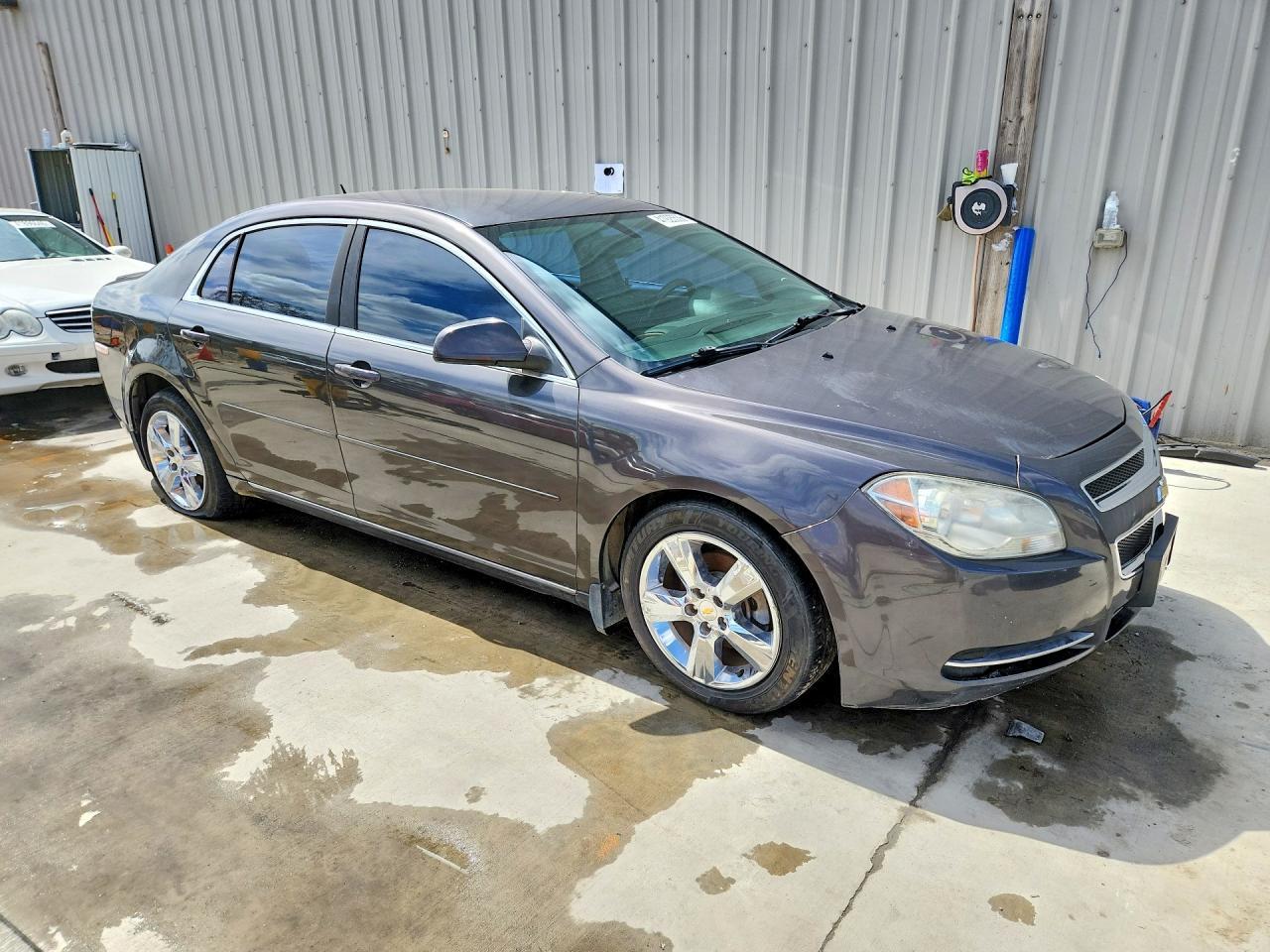 2011 Chevrolet Malibu 2Lt - Image 4