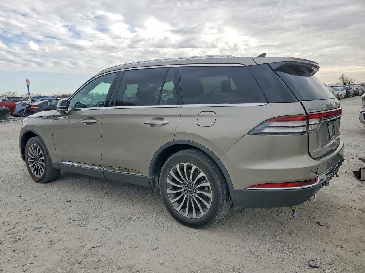 2023 Lincoln Aviator Reserve - Image 2