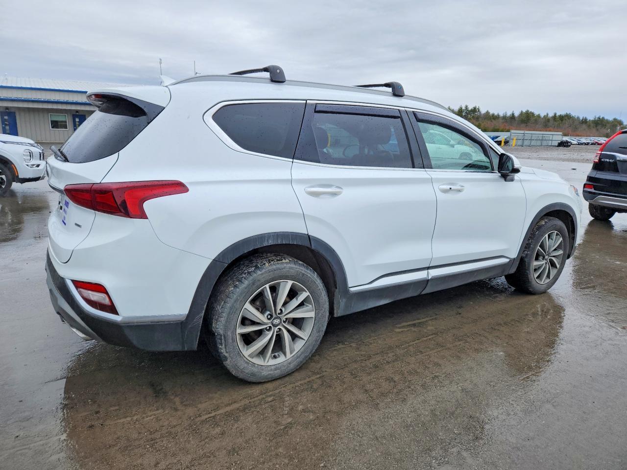 2019 Hyundai Santa Fe Limited 2.4L - Image 3