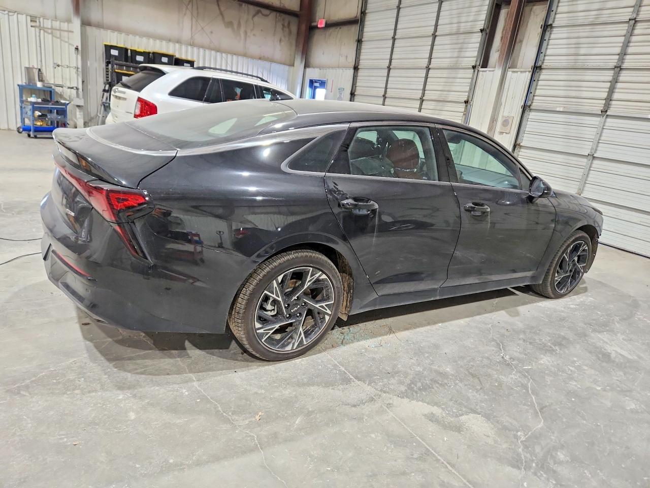 2026 Kia K5 Gt-Line - Image 3