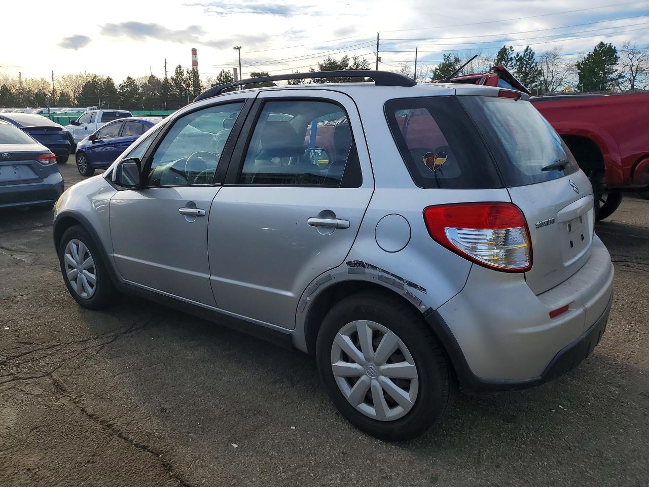 2010 Suzuki Sx4 - Фото 2