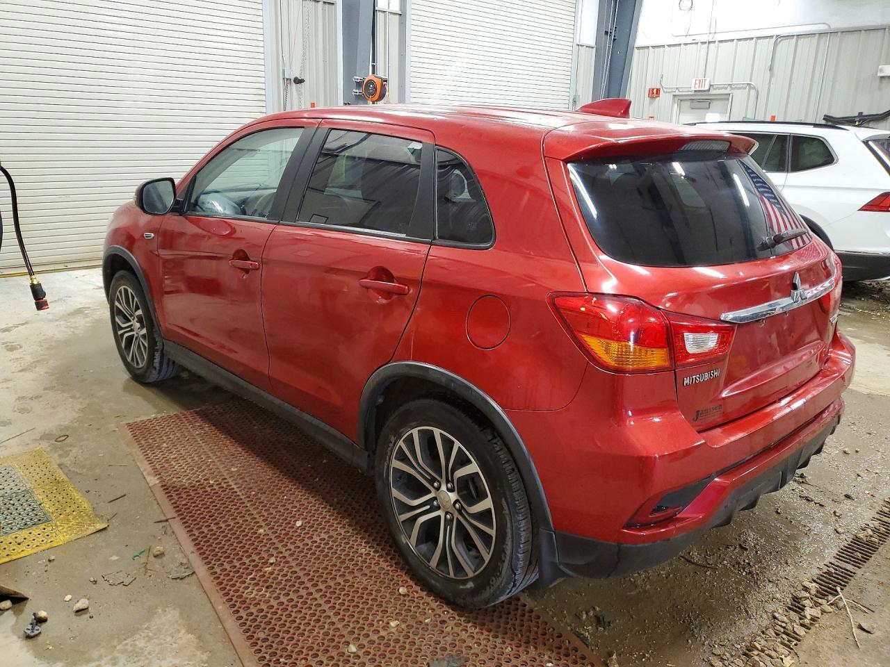 2018 Mitsubishi Outlander Sport Es - Фото 2