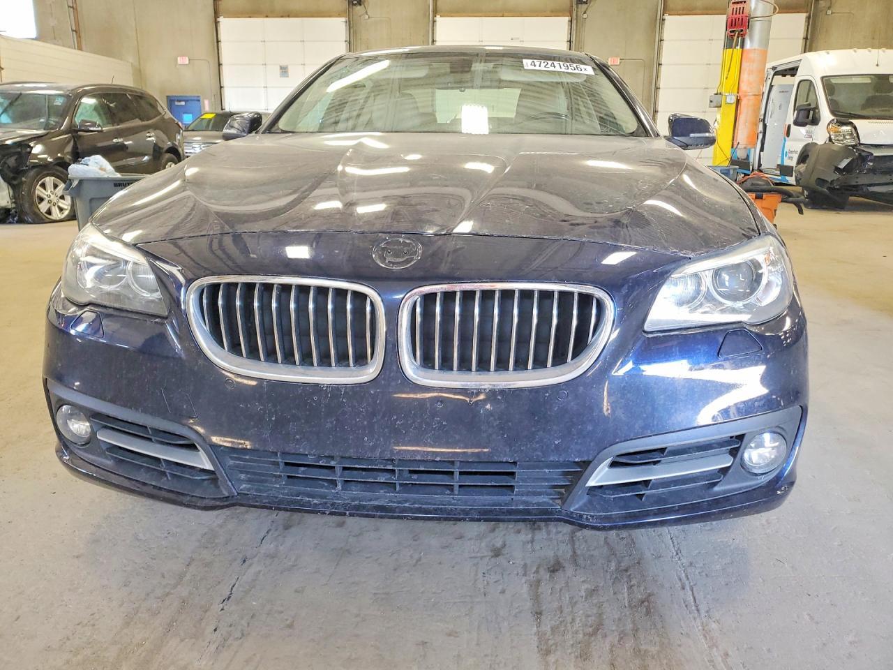 2016 BMW 528 Xi - Фото 5