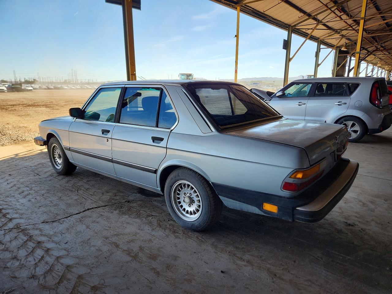 1988 BMW 528 E Automatic - Фото 2