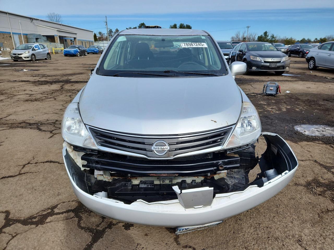 2011 Nissan Versa 1.8 S - Image 5