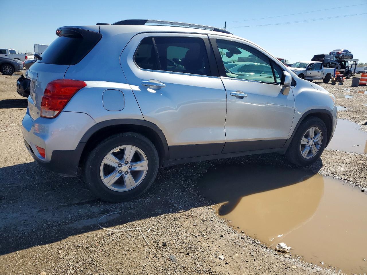 2020 Chevrolet Trax 1Lt - Фото 3