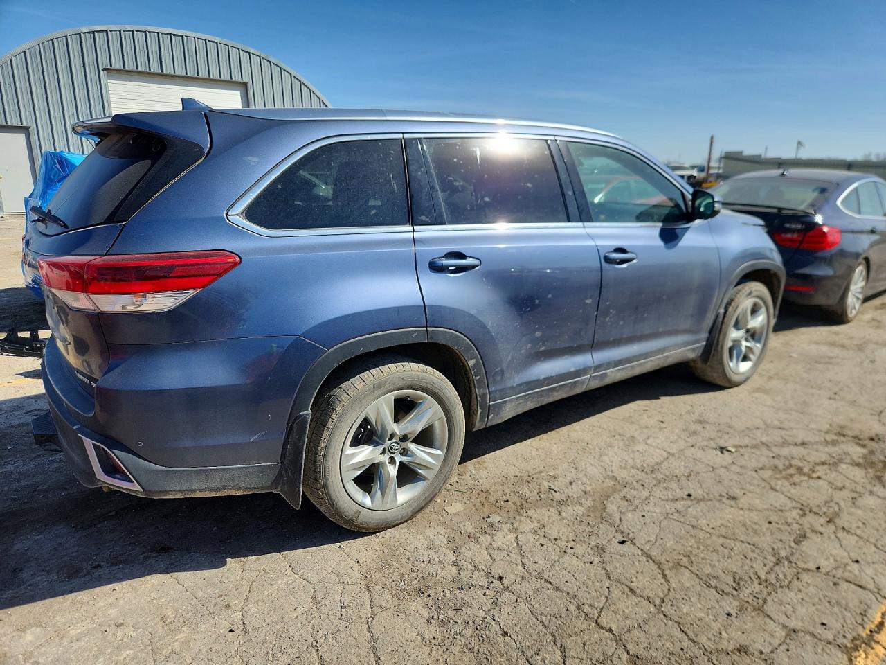 2018 Toyota Highlander Limited - Фото 3