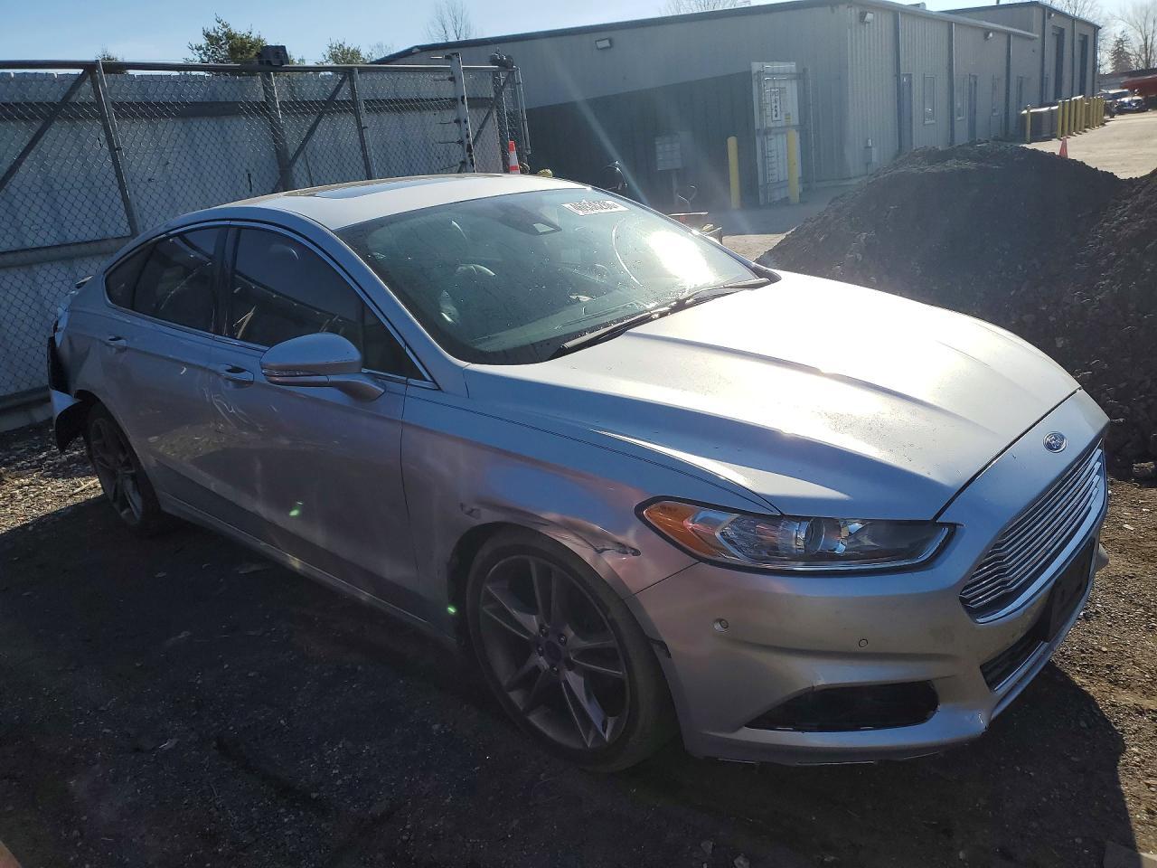 2015 Ford Fusion Titanium - Image 4