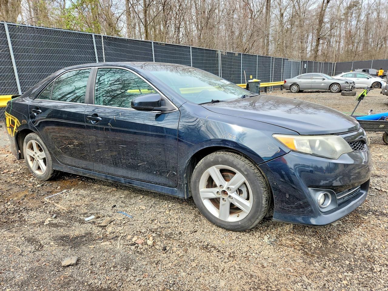 2013 Toyota Camry Se - Фото 4
