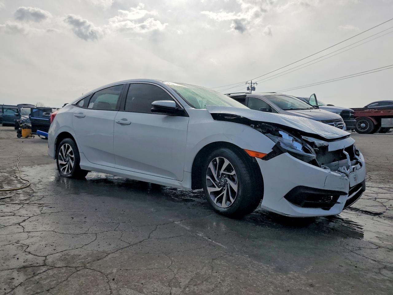 2018 Honda Civic Ex - Фото 4
