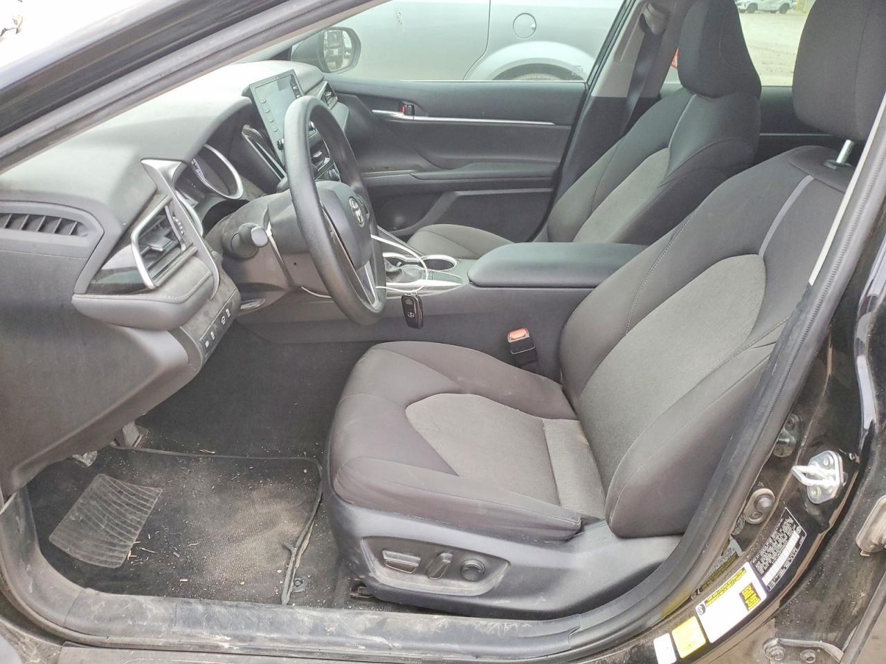 2023 Toyota Camry Le - Фото 7