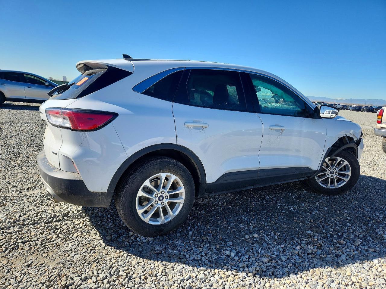 2022 Ford Escape - Фото 3