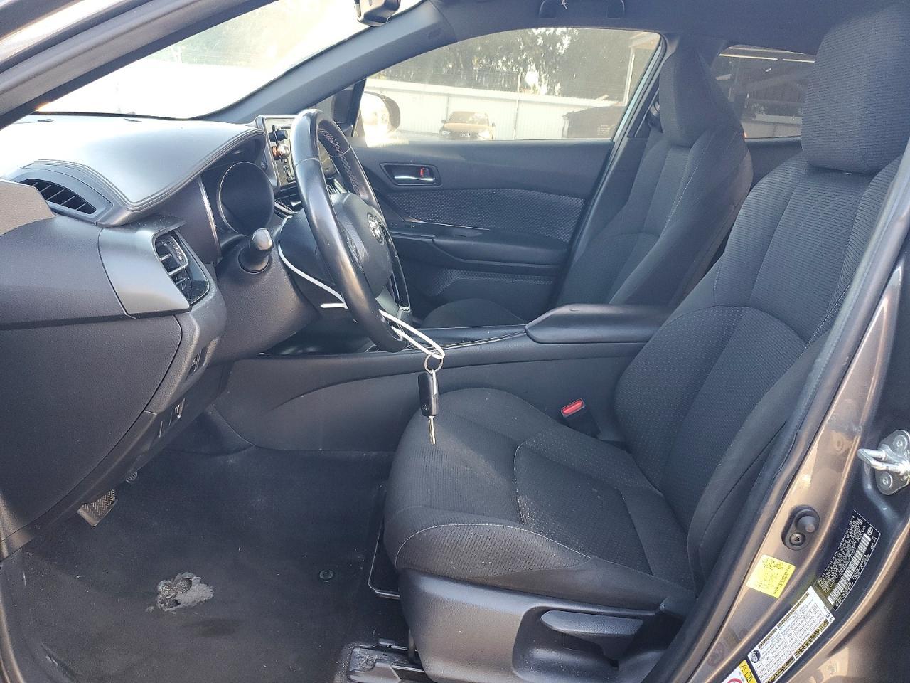 2018 Toyota C-Hr Xle - Image 7