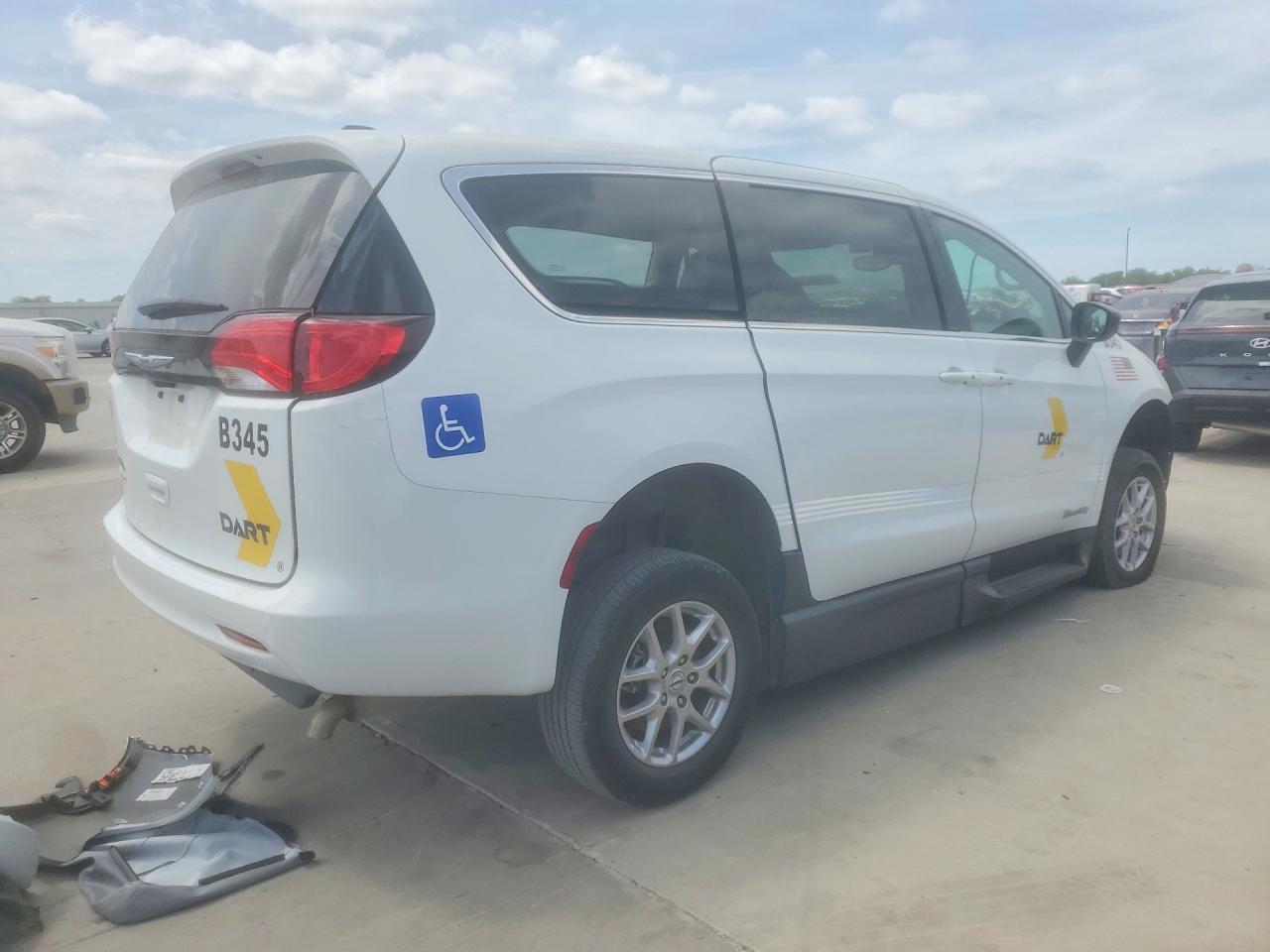 2024 Chrysler Gr Voyager - Фото 3