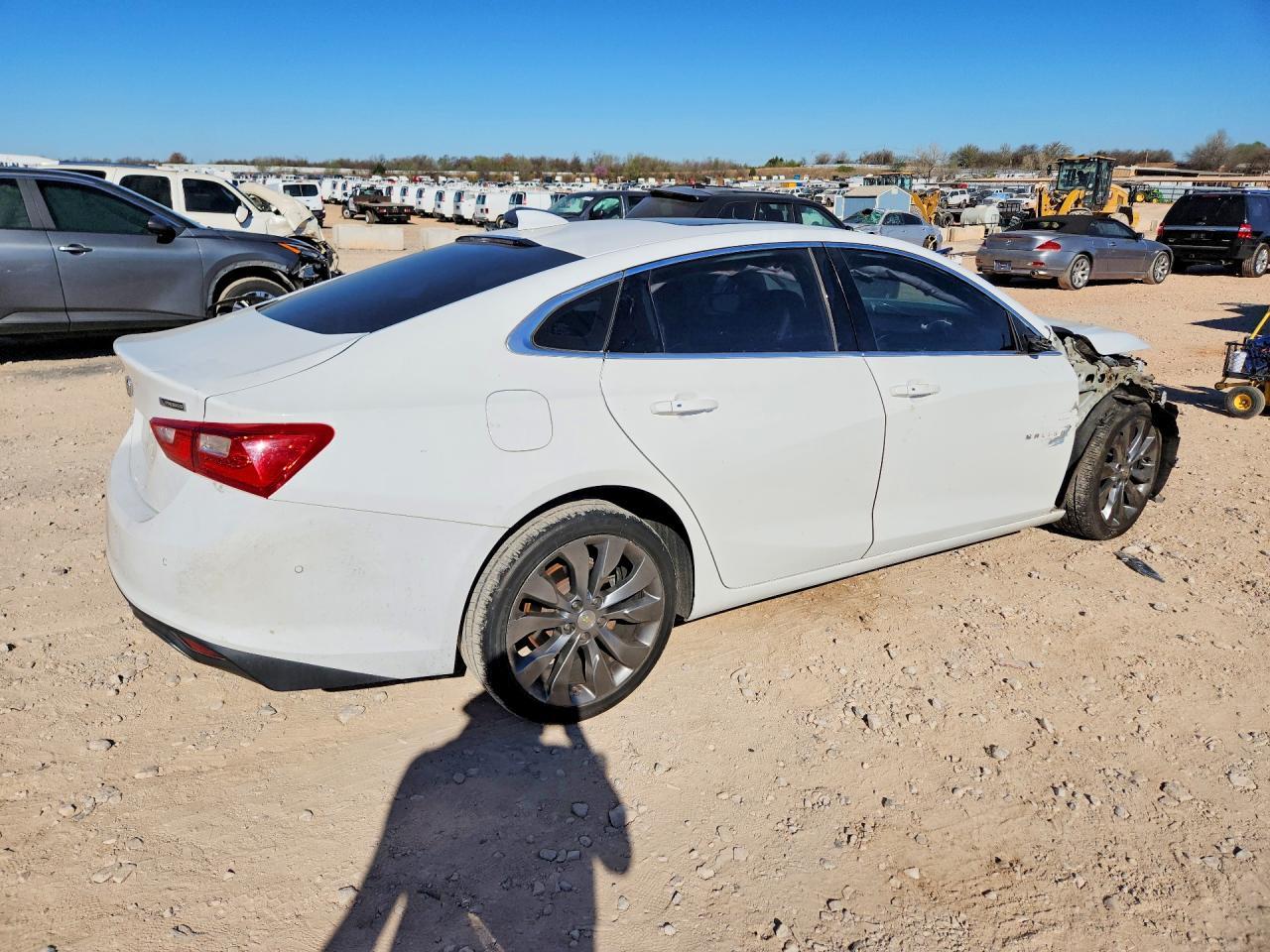 2016 Chevrolet Malibu Premier - Фото 3