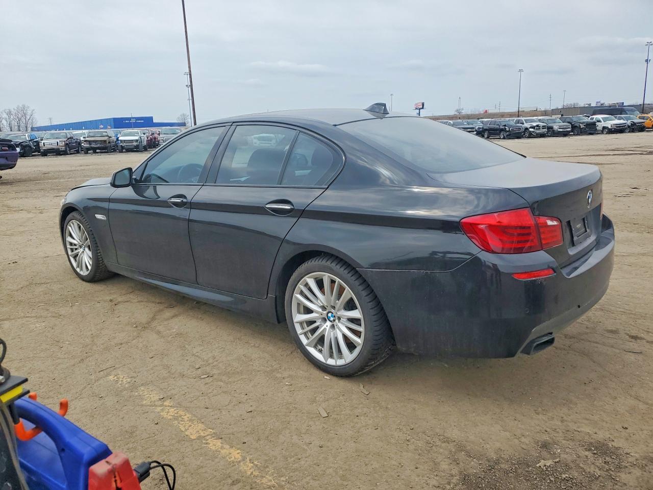 2013 BMW 550 Xi - Фото 2