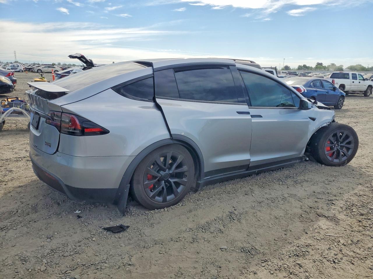 2024 Tesla Model X - Фото 3