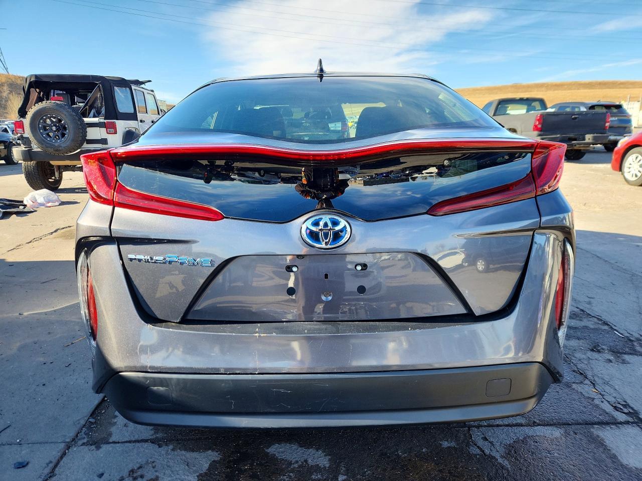 2017 Toyota Prius Prime Plus - Фото 6