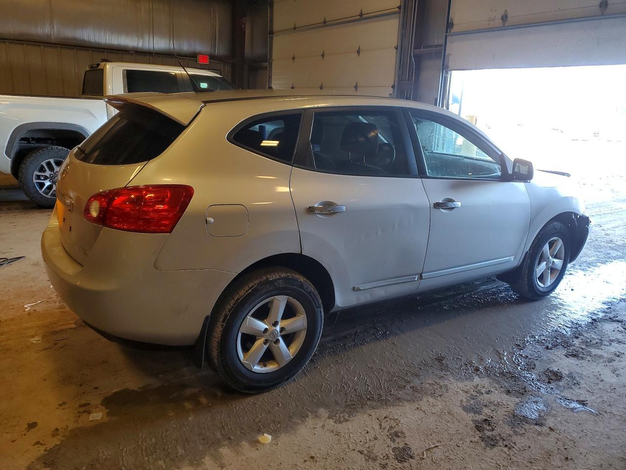 2012 Nissan Rogue S - Image 3