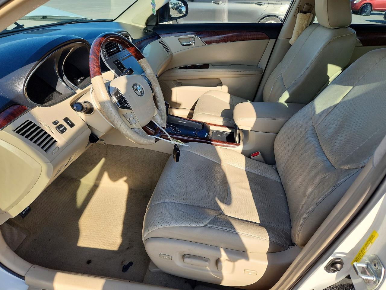 2011 Toyota Avalon Limited - Фото 7