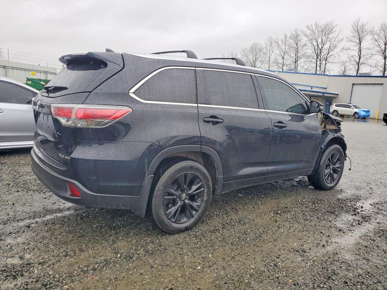 2016 Toyota Highlander Xle - Image 3