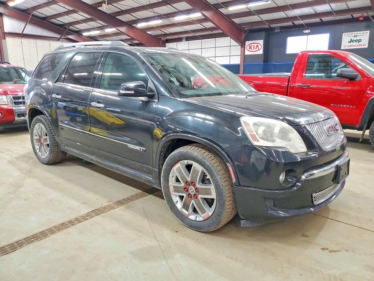 2012 GMC Acadia Denali - Image 4