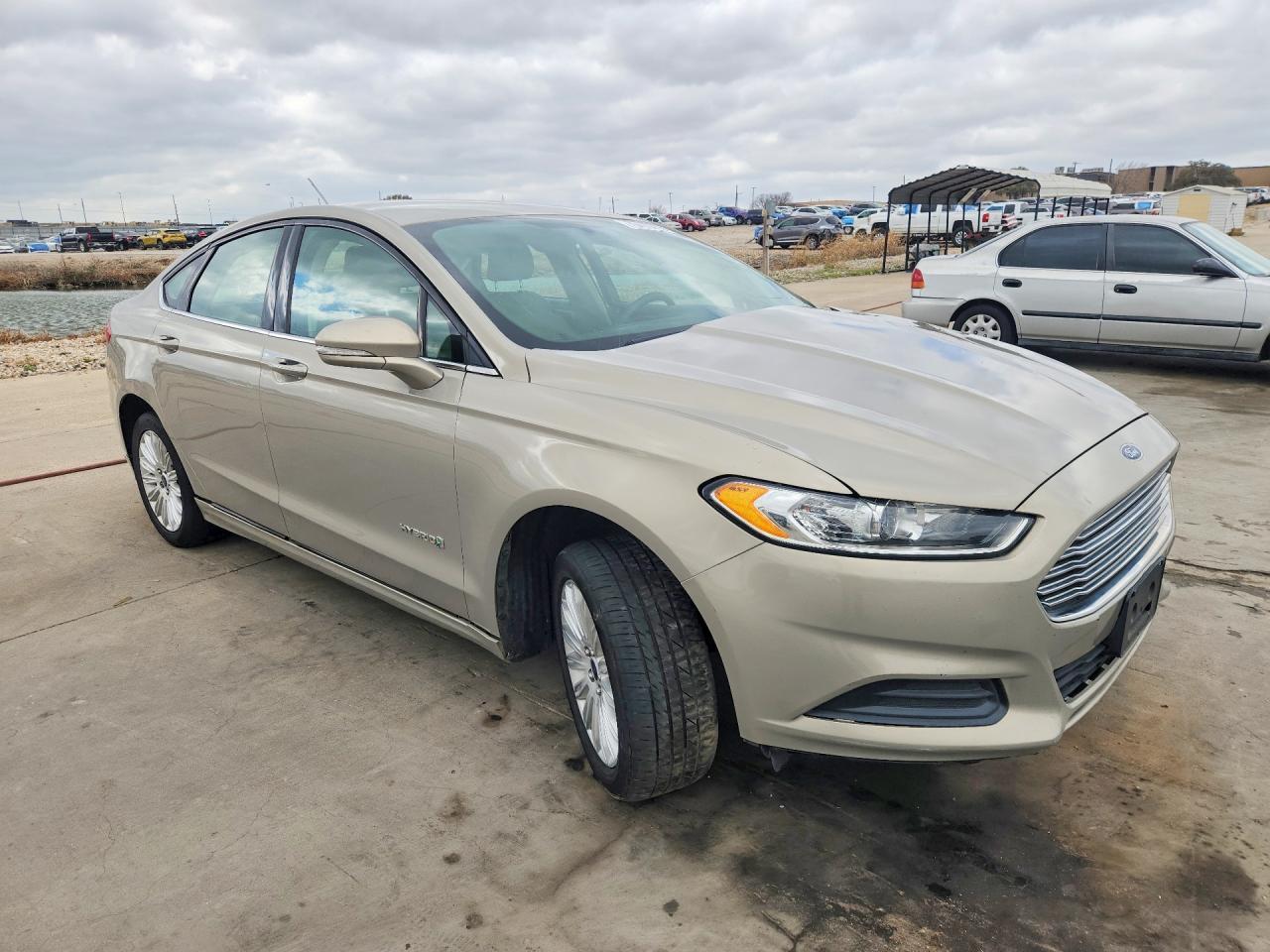 2015 Ford Fusion Se Hybrid - Фото 4