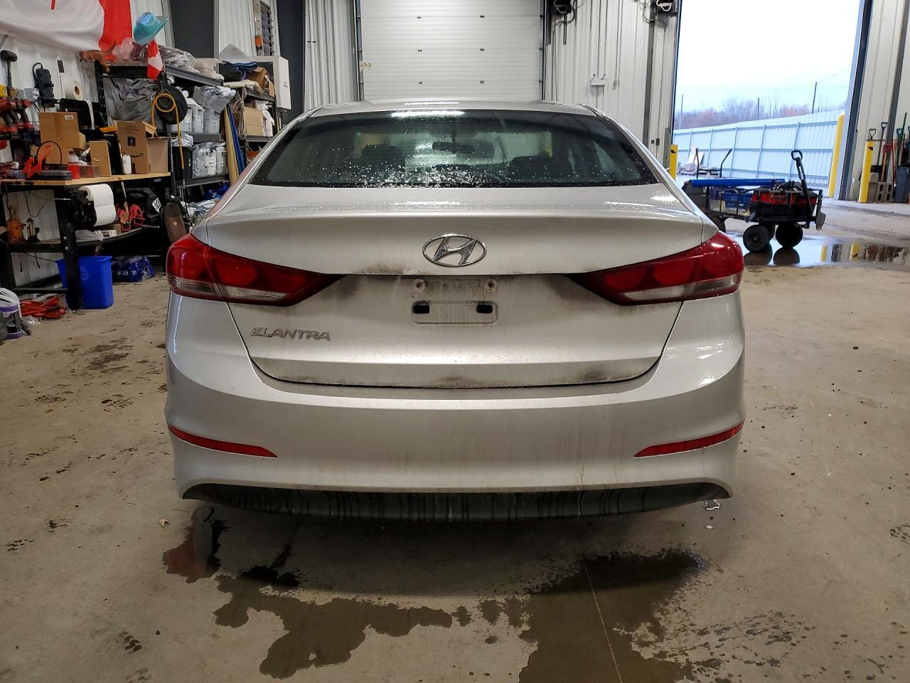 2017 Hyundai Elantra Se - Фото 6