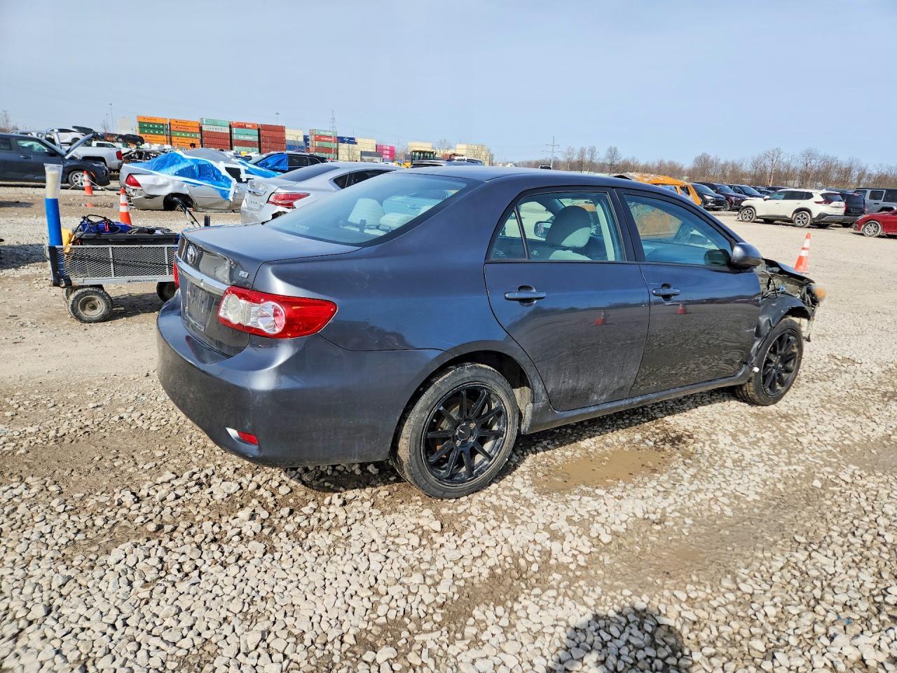 2011 Toyota Corolla Le - Фото 3