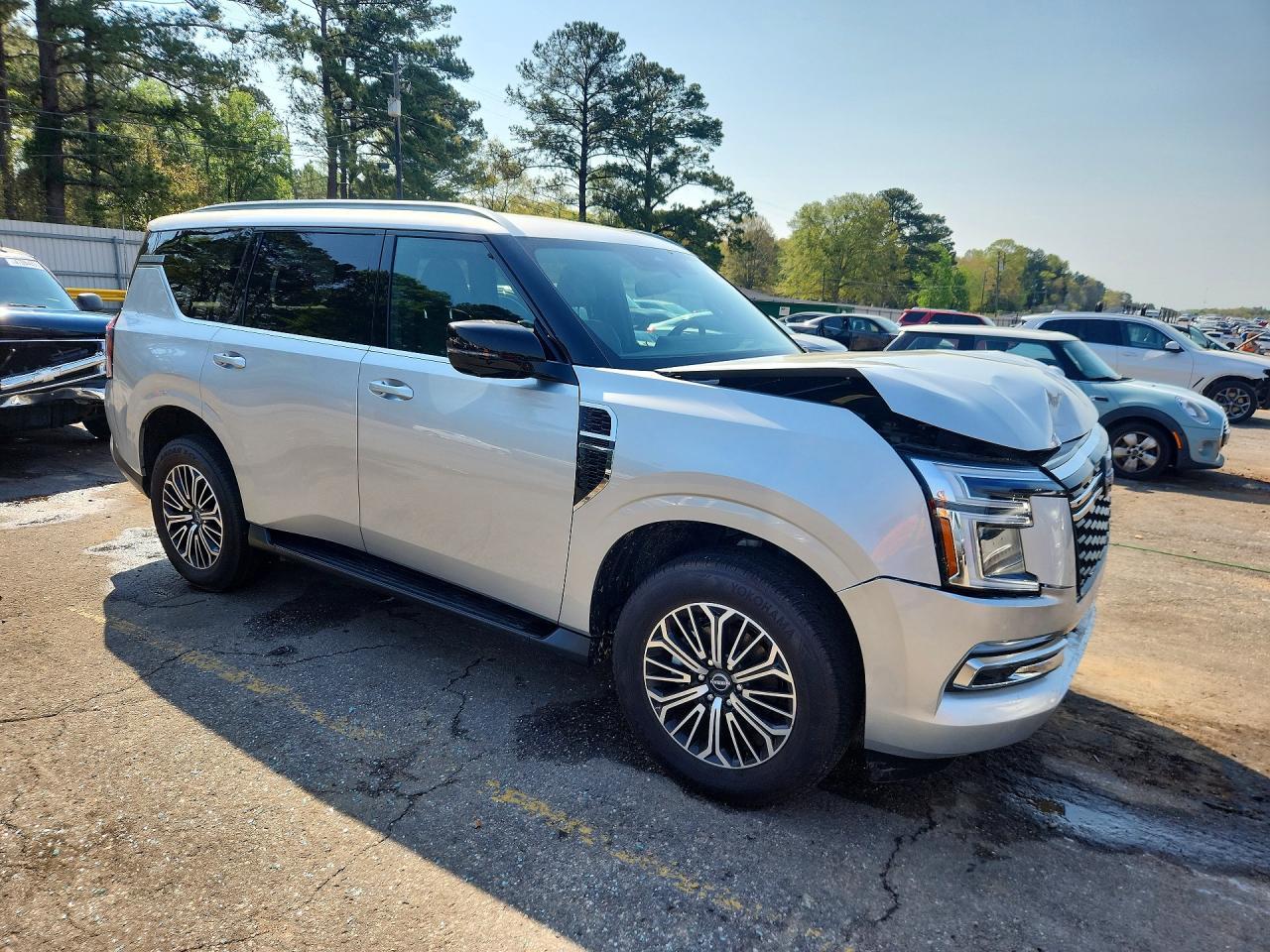 2025 Nissan Armada Sl - Image 4