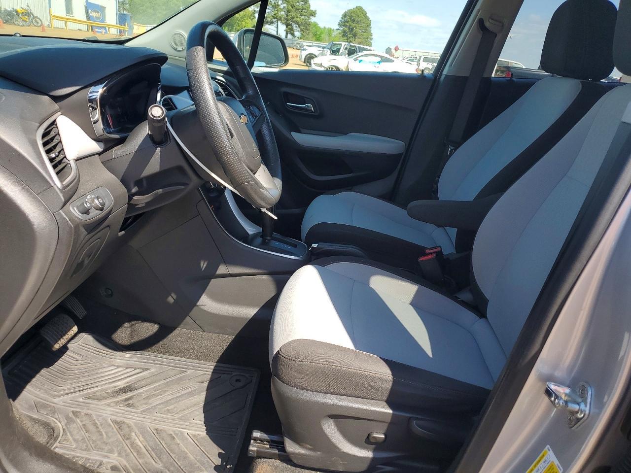2022 Chevrolet Trax Ls - Фото 7