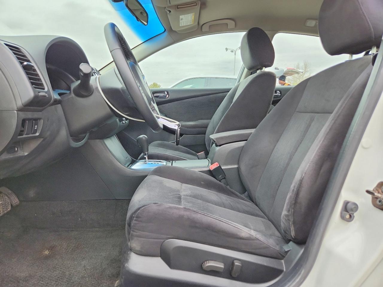 2010 Nissan Altima 2.5 - Фото 7