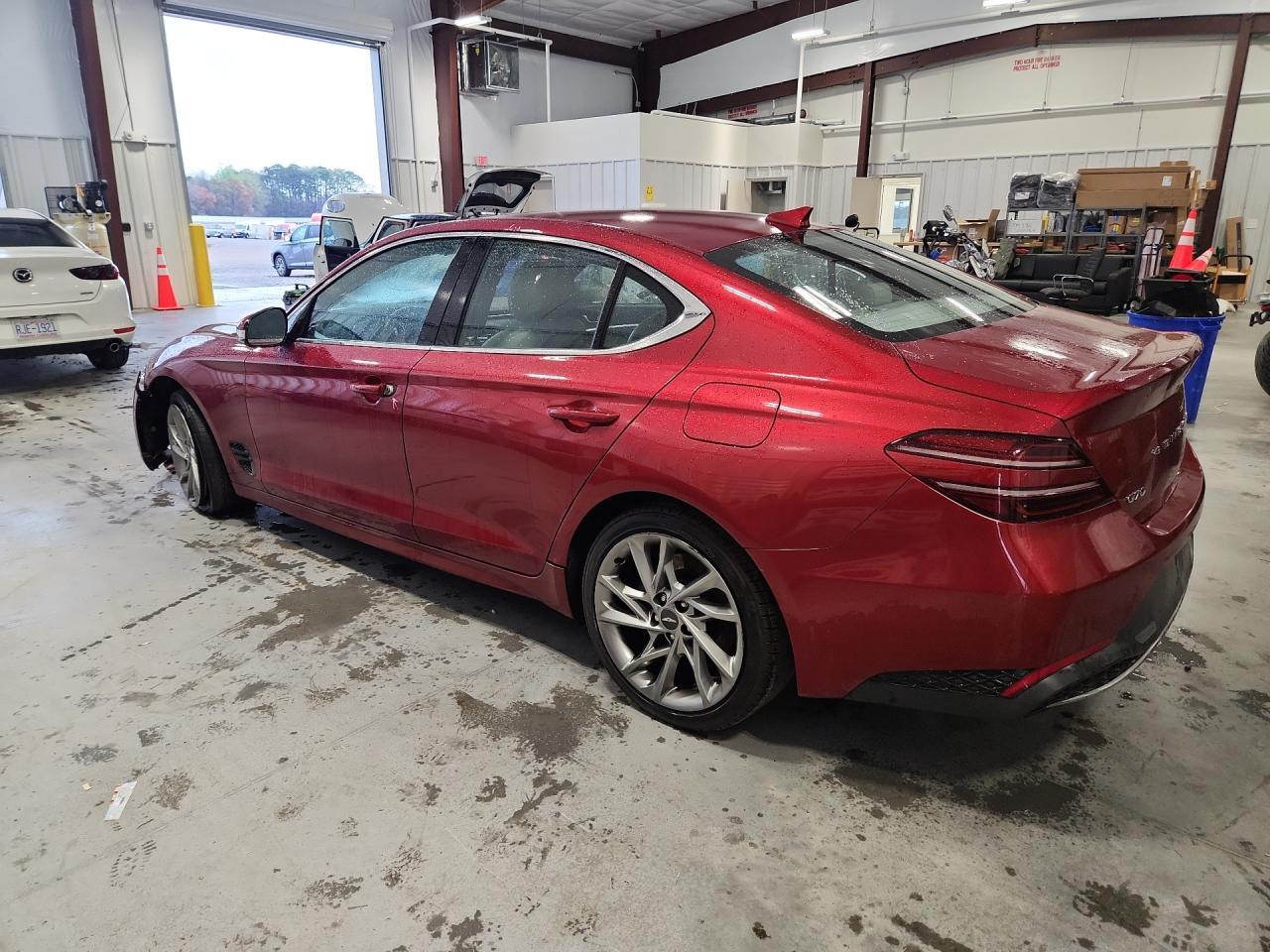 2022 Genesis G70 Base - Фото 2