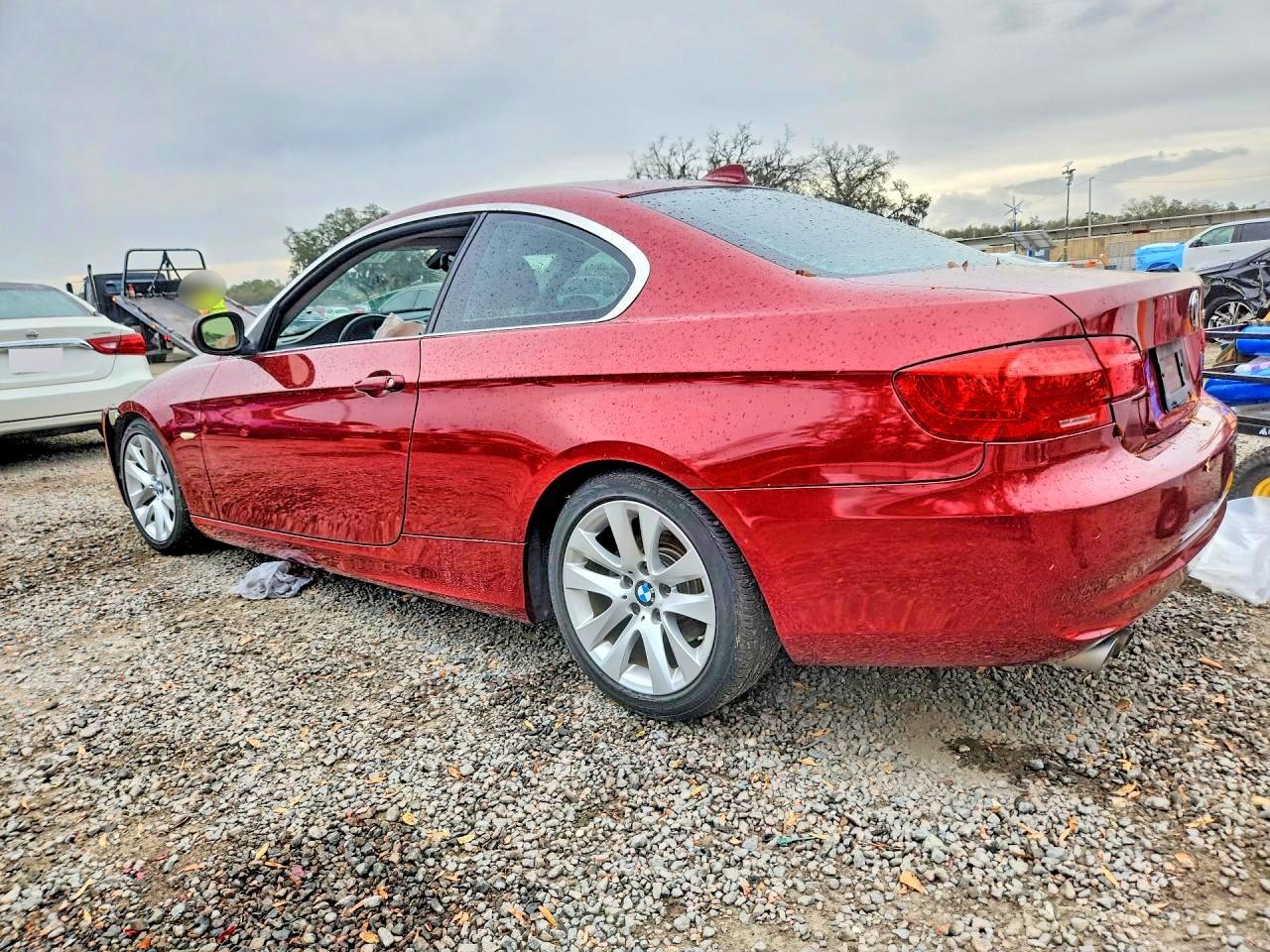 2011 BMW 328 I - Фото 2