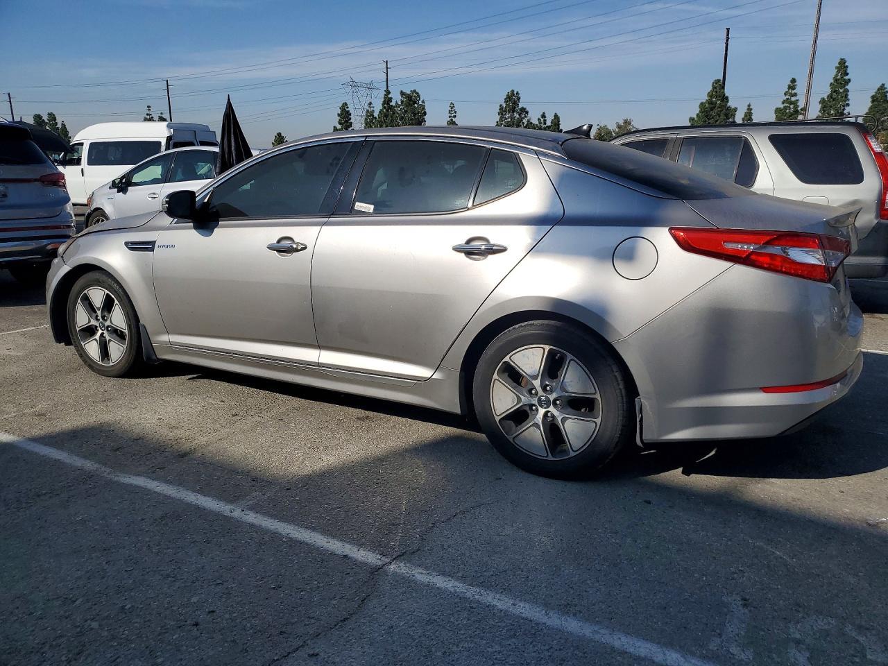2013 Kia Optima Hybrid Ex - Image 2
